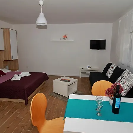 Obitelj Vuletic Makarska