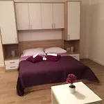 Apartment Obitelj Vuletic Makarska