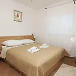 Apartment Obitelj Vuletic Makarska