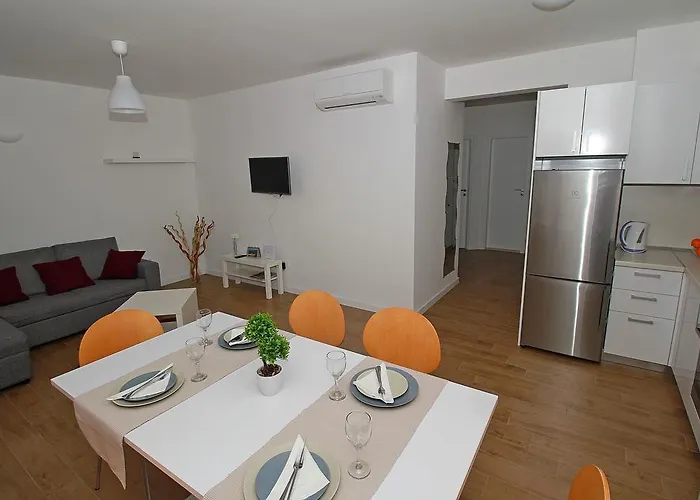 Apartament Obitelj Vuletic *