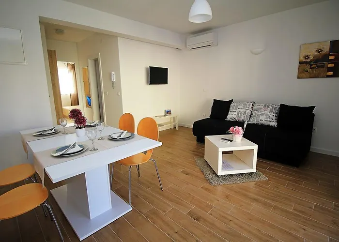 Obitelj Vuletic Makarska